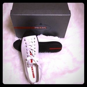 White and black Prade Vite Soft